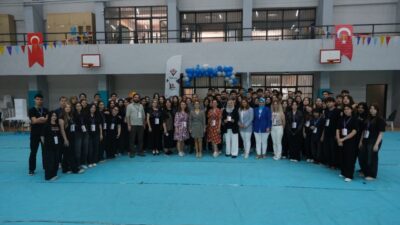 Bursa Yıldırım Ticaret Mesleki ve Teknik Anadolu Lisesi öğrencileri, TÜBİTAK