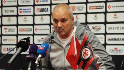 Şanlıurfaspor'un 2. Lig'e düşmesiyle Teknik Direktör Erkan Sözeri, takımın en