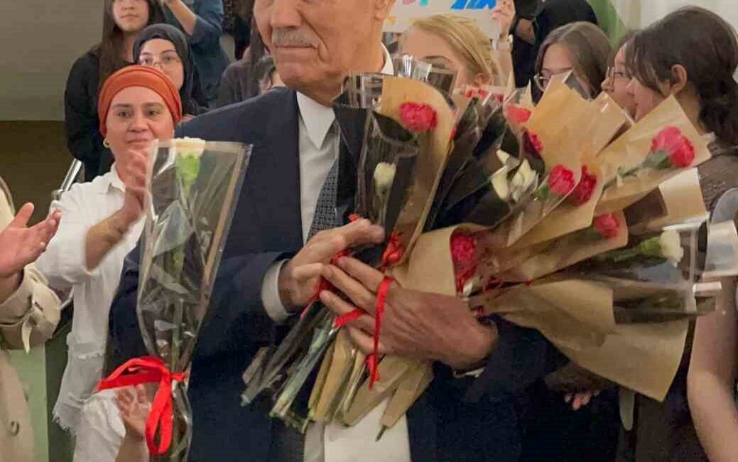 Emekli Ersin Bacaksız Anadolu Lisesi Müdürü Mehmet Emin Gökdere için