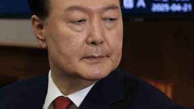 Eski Güney Kore Devlet Başkanı Yoon Suk Yeol, yetkisini kötüye