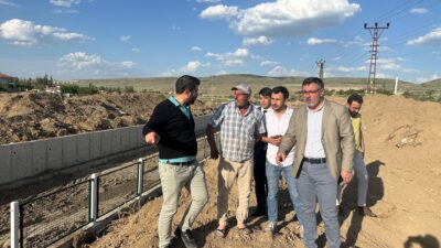Karacaşar Mahallesi’nde Taşkın Kanalı ve Köprü İnşaatı Devam Ediyor

