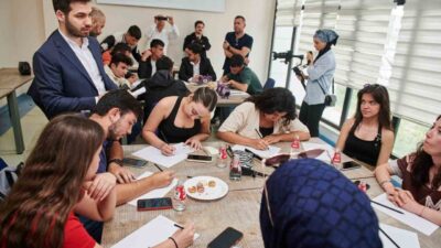Burdur İl Halk Kütüphanesi'nde genç girişimcilere destek sağlayan "Girişimci Kütüphanesi"