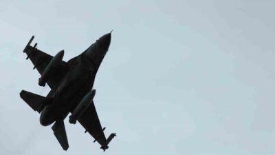 İsrail savaş uçağındaki arıza nedeniyle fırlatılan bomba kontrollü bir şekilde