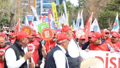 Kırşehir'de yapılan 1 Mayıs yürüyüşünde Petlas A.Ş. ve Cemas Döküm