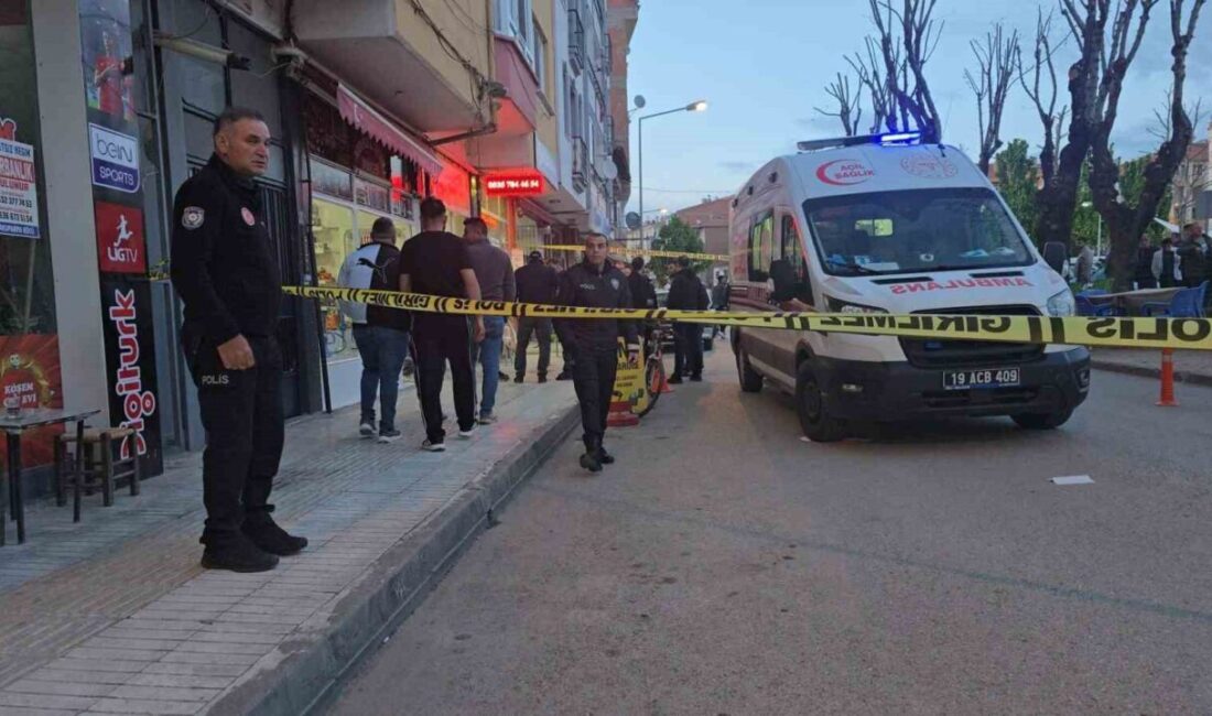 Kavga sırasında silahlıyla kendini vurdu Çorum'da kavga sırasında tabancasını