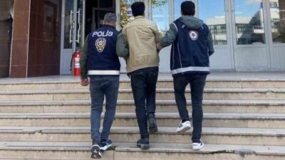 Kırıkkale'de polis, göçmen kaçakçılığı yapan A.Ş.O. isimli şüpheliyi yakalayarak adli