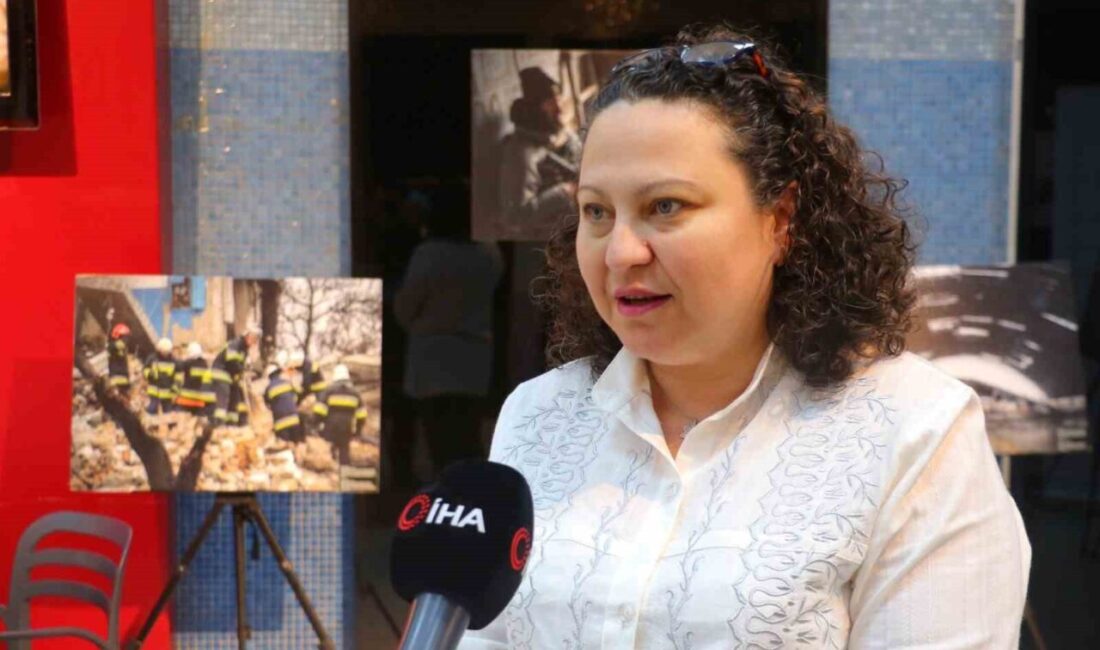 Kızılay Metro istasyonunda Kırım Tatar ve Soykırımı fotoğraf sergisi açıldı.