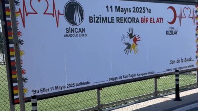 Ankara'da Sincan Anadolu Lisesi öğrencileri, Anneler Günü'nde düzenledikleri kan bağışı