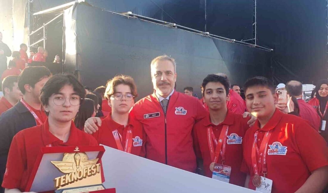 Malatya Deneyap Atölyesi takımı, Kıbrıs Finalleri'nde Turizm Teknolojileri alanında Türkiye