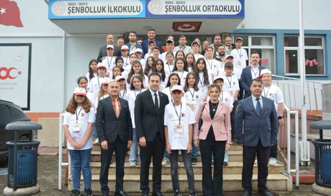 Ordu'nun İkizce ilçesinde düzenlenen bilim şenliğinde, 36 öğrenci ve 7