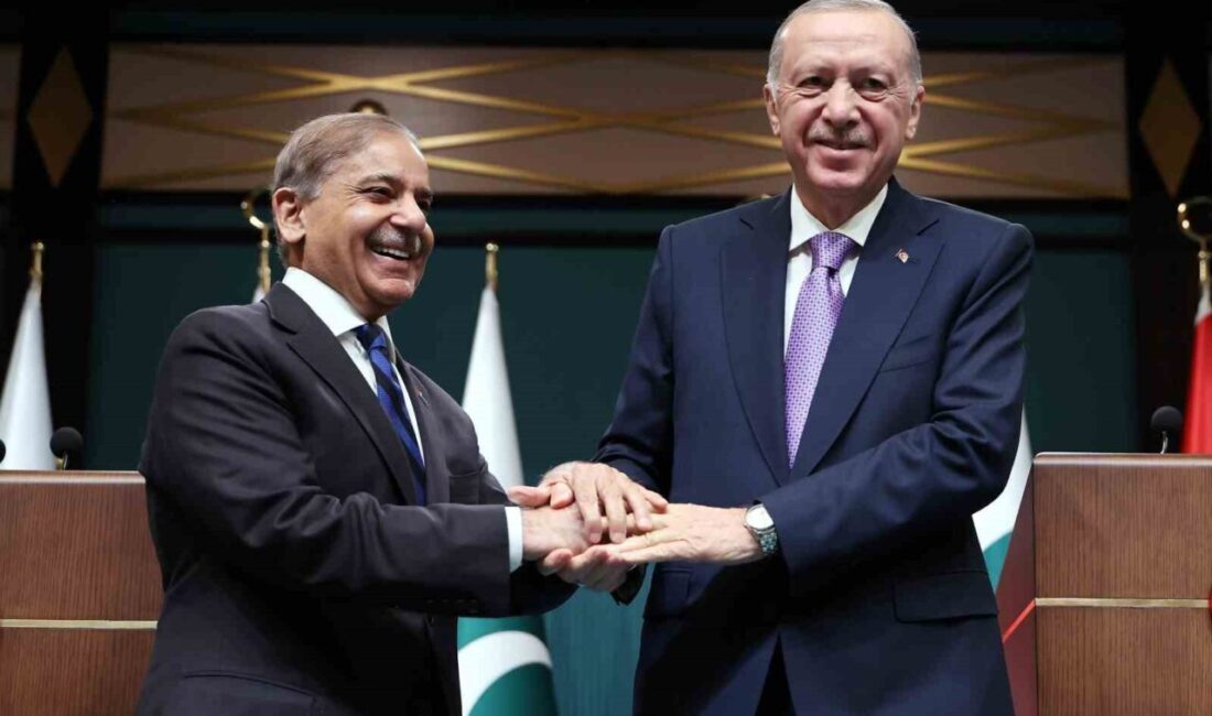 Pakistan Başbakanı Şerif’ten Cumhurbaşkanı Erdoğan’a teşekkür Pakistan Başbakanı Şahbaz Şerif,