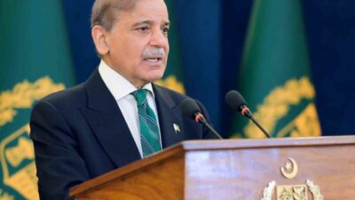 Pakistan Başbakanı Şahbaz Şerif, Cumhurbaşkanı Recep Tayyip Erdoğan'a Pakistan'a verdiği