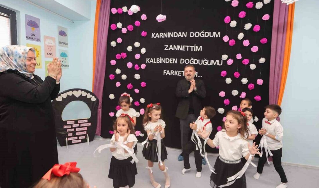 Sincan Belediyesi'nde Anneler Günü etkinliği düzenlendi. Başkan Murat Ercan, çocukların