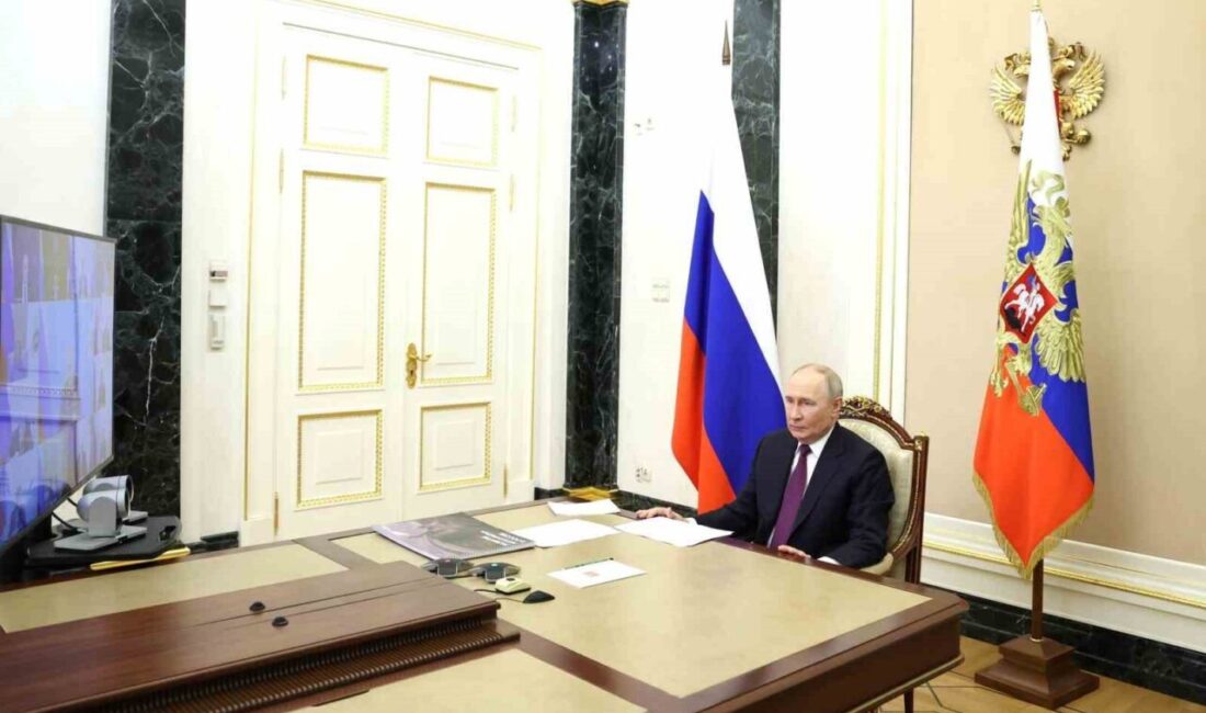 Putin, Rusya'nın Ukrayna sınırında