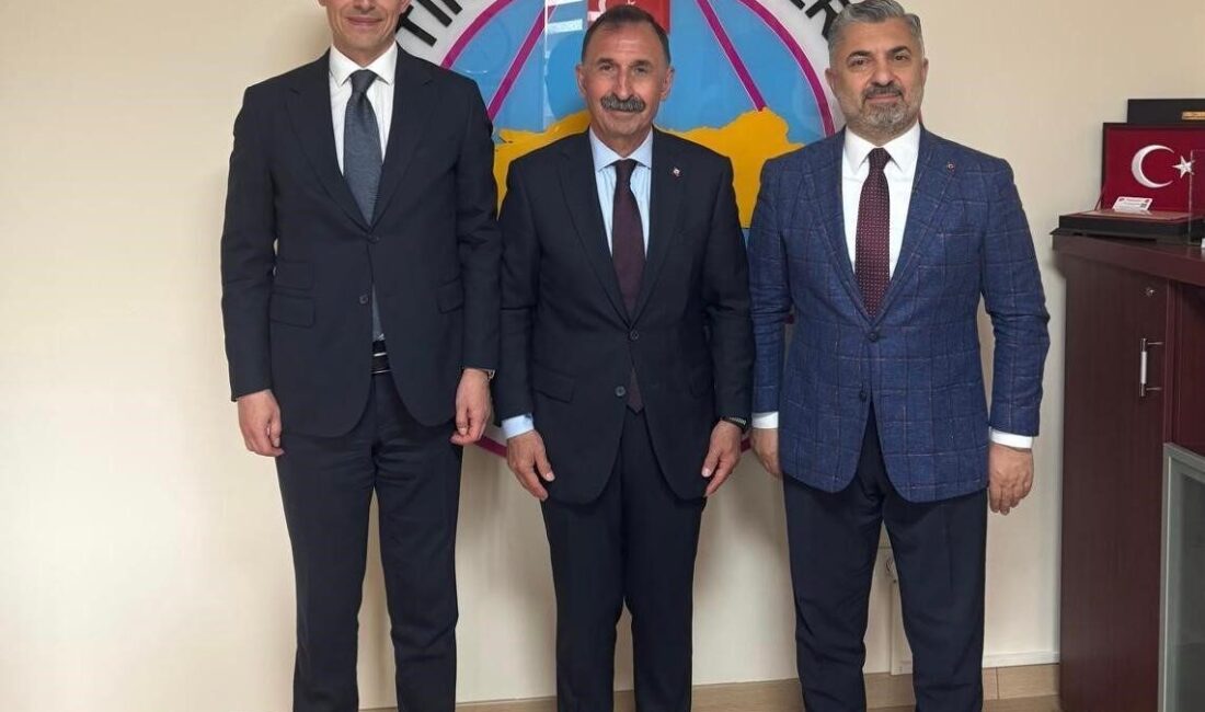 RTÜK Başkanı Ebubekir Şahin, Türkiye Oryantiring Federasyonu (TOF) Başkanı Atilla