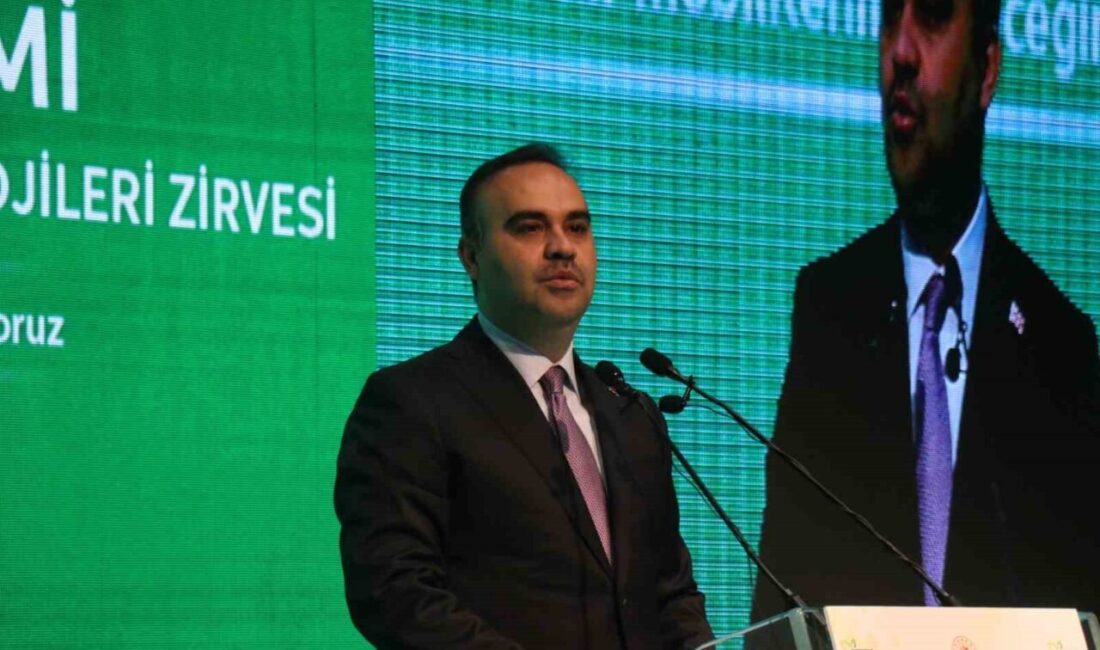 Sanayi ve Teknoloji Bakanı Mehmet Fatih Kacır, Türkiye'nin elektrikli araç