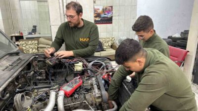 Kayseri’deki Mekatronik Mühendisi Mustafa Oruçhan, oto sanayinde elektrik sorunlarına mühendislik