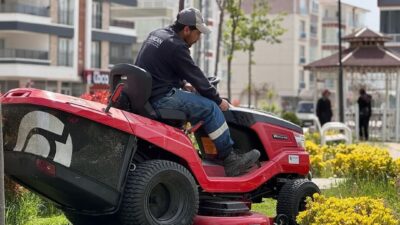Sincan Belediyesi yaz aylarına hazırlanarak parklar ve bahçelerde bakım çalışmalarını