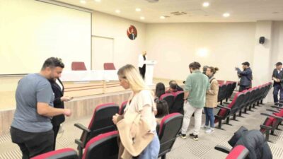 Sosyal Güvenlik Haftası Sloganı' "Kayıtlı Çalış, Güvenli Yaşa". SGK, sosyal