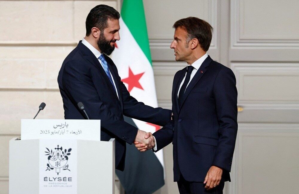 Suriye Devlet Başkanı Ahmed eş-Şara, Fransa Cumhurbaşkanı Macron ile buluşarak