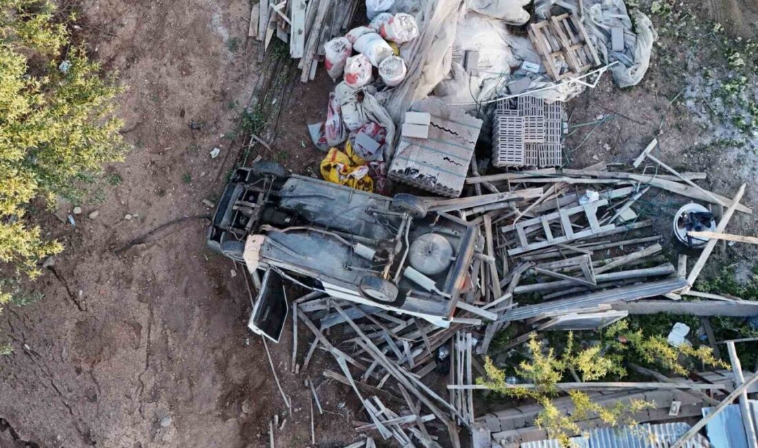 Takla atan Tofaş hurdaya döndü: 1 yaralı Kırıkkale'de Tofaş otomobilin takla