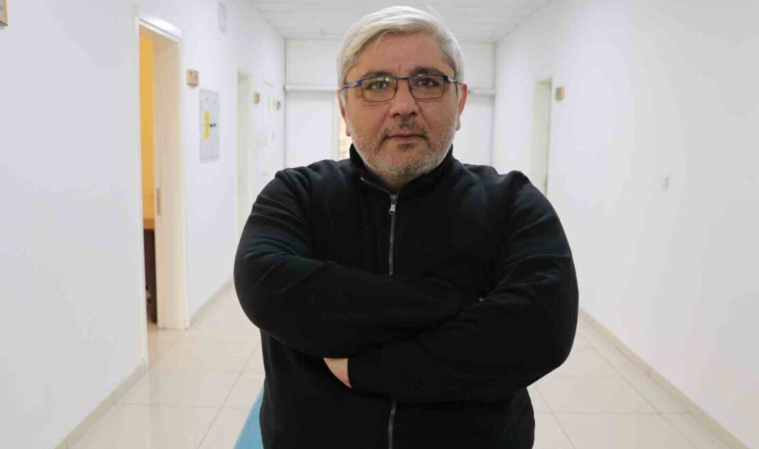 Sivas Cumhuriyet Üniversitesi İletişim Fakültesi'nden Doç. Dr. Sefer Darıcı, terör