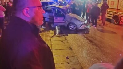 Keçiören'de meydana gelen kazada ters yöne giren araçla çarpışan otomobildeki