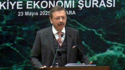 TOBB Başkanı Rifat Hisarcıklıoğlu, ABD'nin gümrük tarifelerini yükselttiğini ve Çin