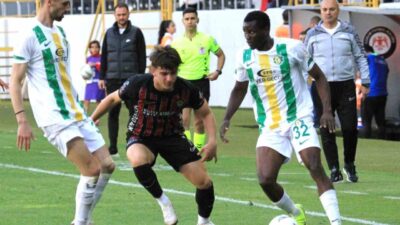 Çorum FK, Şanlıurfaspor'u 2-1 mağlup ederek ligde kalmayı garantiledi. Şanlıurfaspor'un