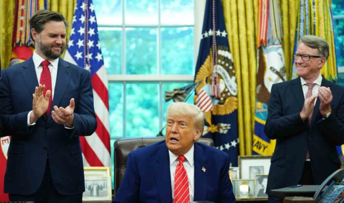 ABD Başkanı Donald Trump, İngiltere ile tarihi bir ticaret anlaşması