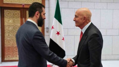 ABD Büyükelçisi Thomas Barrack, Suriye Devlet Başkanı Şara'yla buluşarak Suriye-İsrail