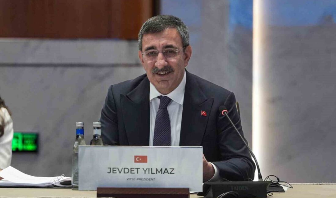 Türkiye-Özbekistan KEK Protokolü'nde 6 anlaşma imzalandı. Cumhurbaşkanı Yardımcısı Cevdet Yılmaz