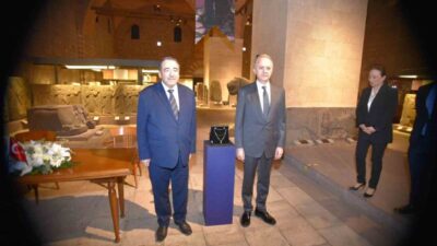 Türkiye, Moche kültürüne ait tarihi bir kolyeyi iade ederek kültür