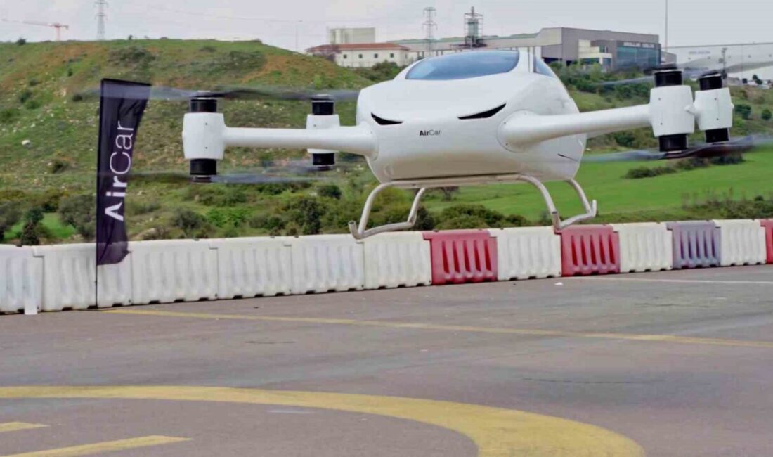 Kocaeli'de geliştirilen yerli uçan otomobil AirCar, Türkiye'nin uçan arabalar çağında