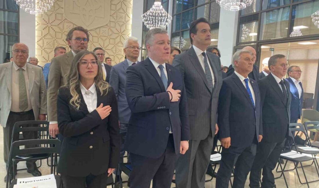Ukrayna Ankara Büyükelçiliği Kırım Tatar Sürgünü’nün 81’inci yıl dönümünde anıldı Ankara’da Ukrayna Büyükelçiliği'nde düzenlenen