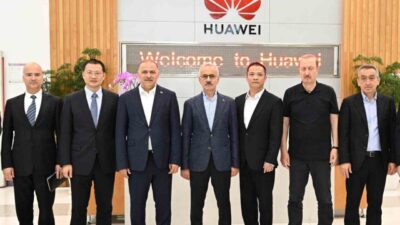 Ulaştırma ve Altyapı Bakanı Abdulkadir Uraloğlu, Çin'deki Huawei ve ZTE