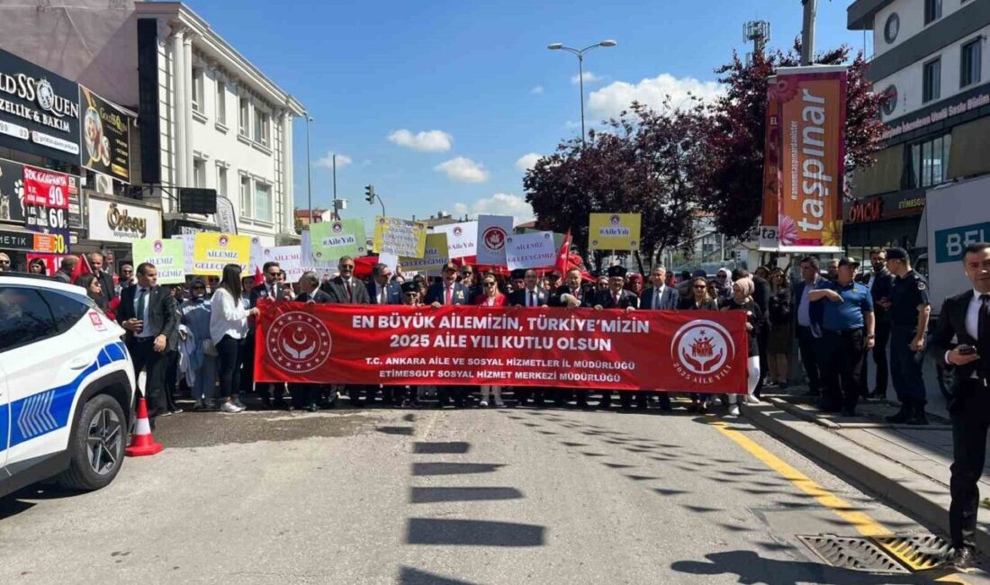 Aile ve Sosyal Hizmetler Bakanlığı, Türkiye genelinde "Aile Yılı Yürüyüşü"