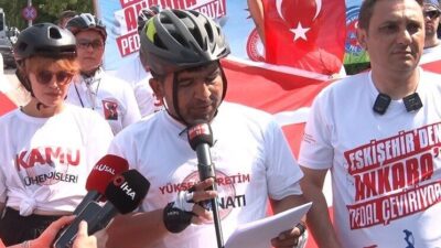 ÜNİPERSEN ve TEÇ-SEN üyeleri toplu sözleşme taleplerini iletmek için Eskişehir'den