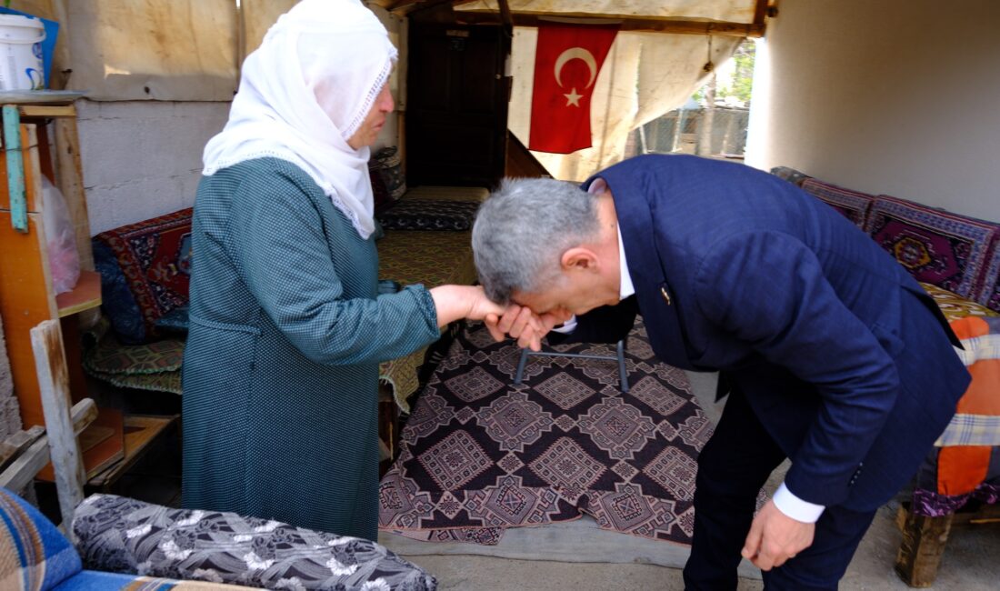 Yozgat Valisi Mehmet Ali Özkan, 2022 yılında şehit olan Topçu