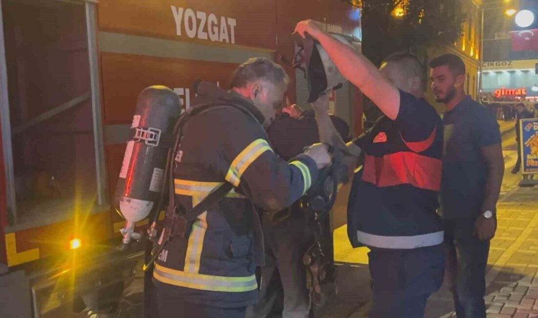 Yozgat'ta kızgın yağdan çıkan yangın, bir iş yerinin mutfak kısmını