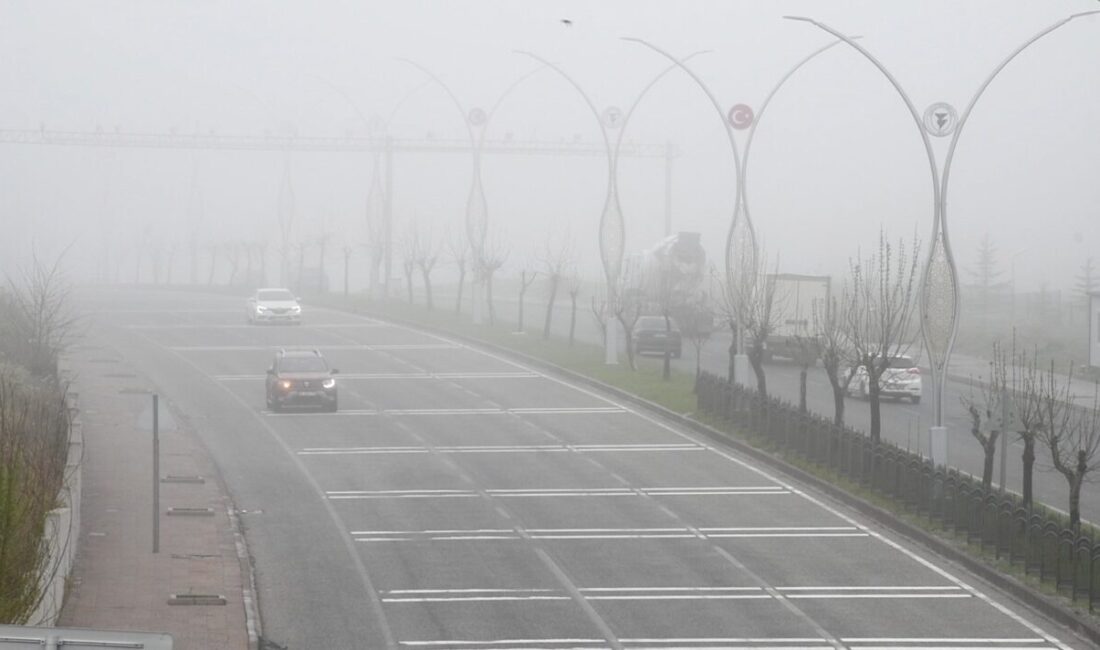Yozgat'ta 8 dereceye düşen sıcaklıkla birlikte meydana gelen sis, görüş