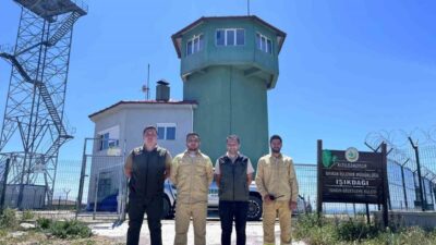 Ankara'nın Kızılcahamam ilçesinde bulunan Işık Dağı Yangın Gözetleme Kulesi'nde genç