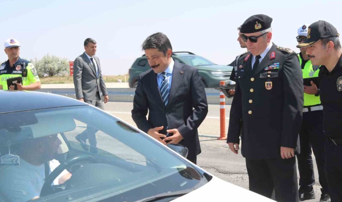 Kurban Bayramı tatili sebebiyle yola çıkan vatandaşlar, Kırşehir'de trafik yoğunluğuna