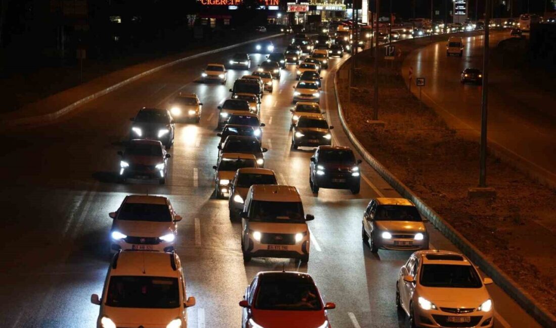 Kurba Bayramı tatili nedeniyle Kırıkkale'de trafik sıkışıklığı yaşandı. Gece havadan