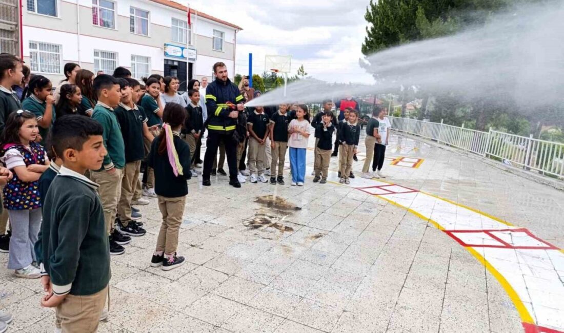 Alaca Belediyesi İtfaiye Müdürlüğü, Mehmet Akif İlk ve Ortaokulu'nda yangın