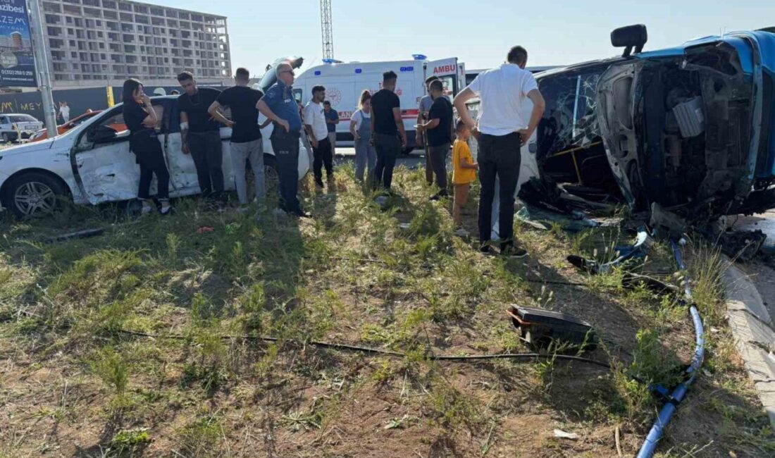 Ankara’da dolmuş ile otomobil çarpıştı:5 yaralı Ankara'nın Sincan ilçesinde dolmuş