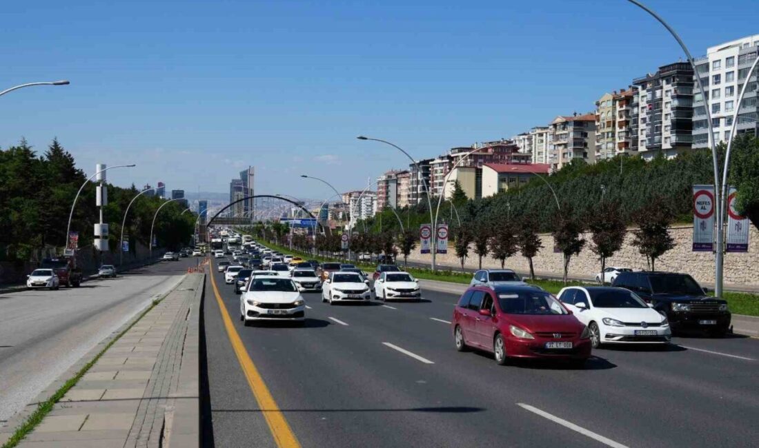Ankara'daki Kurban Bayramı öncesi trafik denetimlerinde emniyet kemeri, hız ve