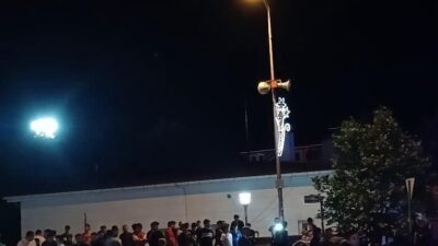 Ankara'nın Akyurt ilçesinde çarpışan iki araçtan biri ağır hasar aldı,