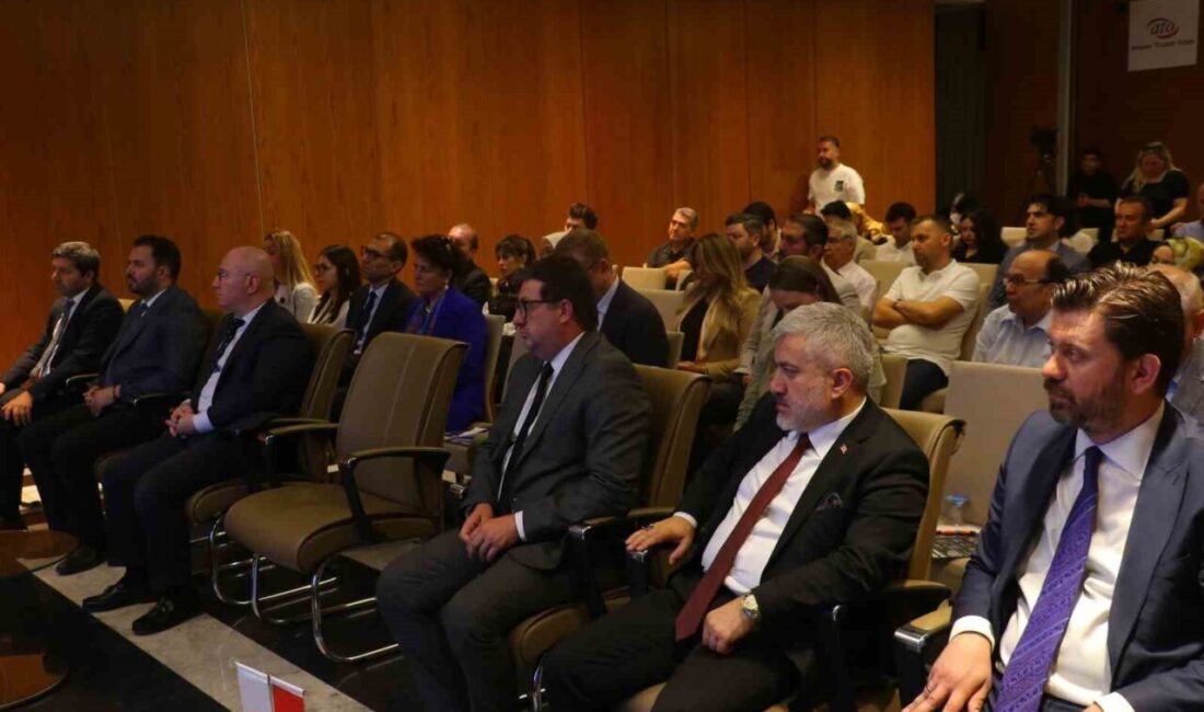 Ankara'da gerçekleşen 'Sağlık Odağında Yatırımcı Sohbetleri-Çalıştayı' etkinliğinde, Ankara'nın sağlık alanındaki