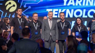 BARÜ öğrencileri, "Yarının Teknoloji Liderleri" yarışmasında Turkcell'in düzenlediği projeye katılarak